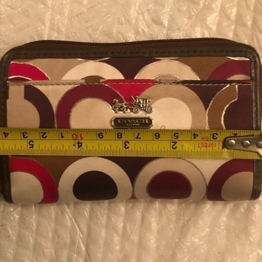 Coach zipper clutch wallet - Picture 7 of 9